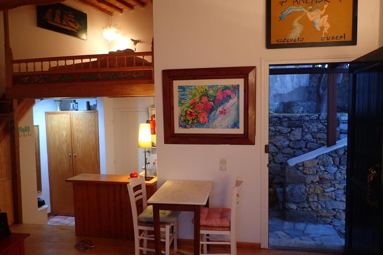 Eastern Wind Home Skyros Extérieur photo